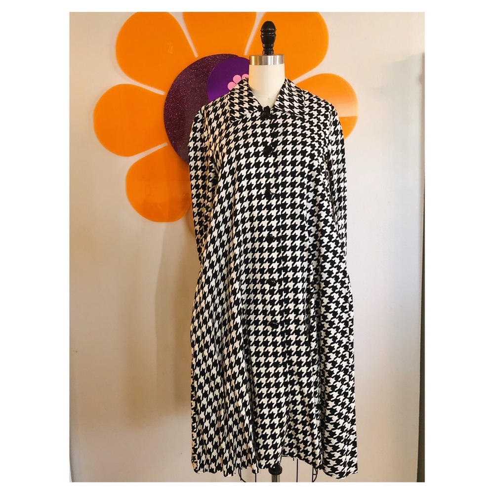 Vintage Liz Claiborne Houndstooth Shirt Dress